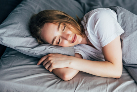 🌙 How to Treat Your Skin Before a Good Night’s Sleep