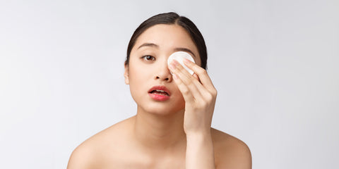 The Right Way to Apply Eye Cream: Step-by-Step Skincare Guide